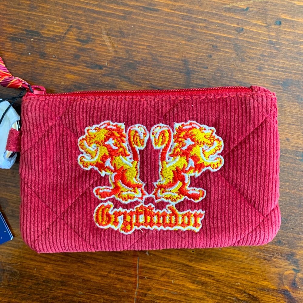 NWT Vera Bradley Harry Potter Gryffindor zip ID